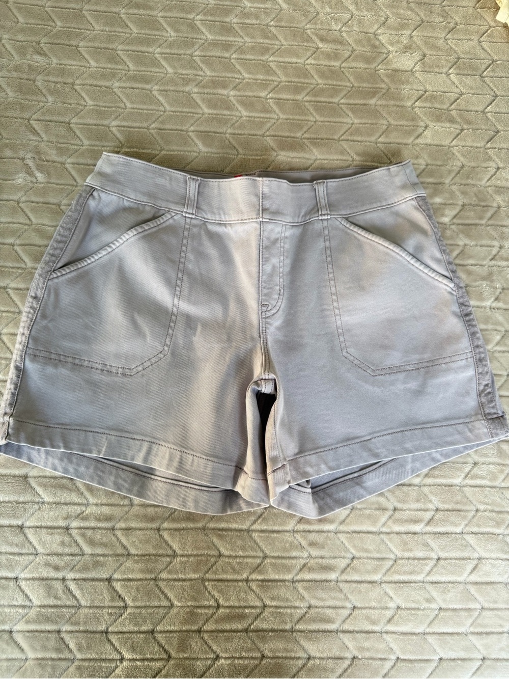 SPANX Twill Stretch Shorts Lavender Soft Purple Pockets size Small